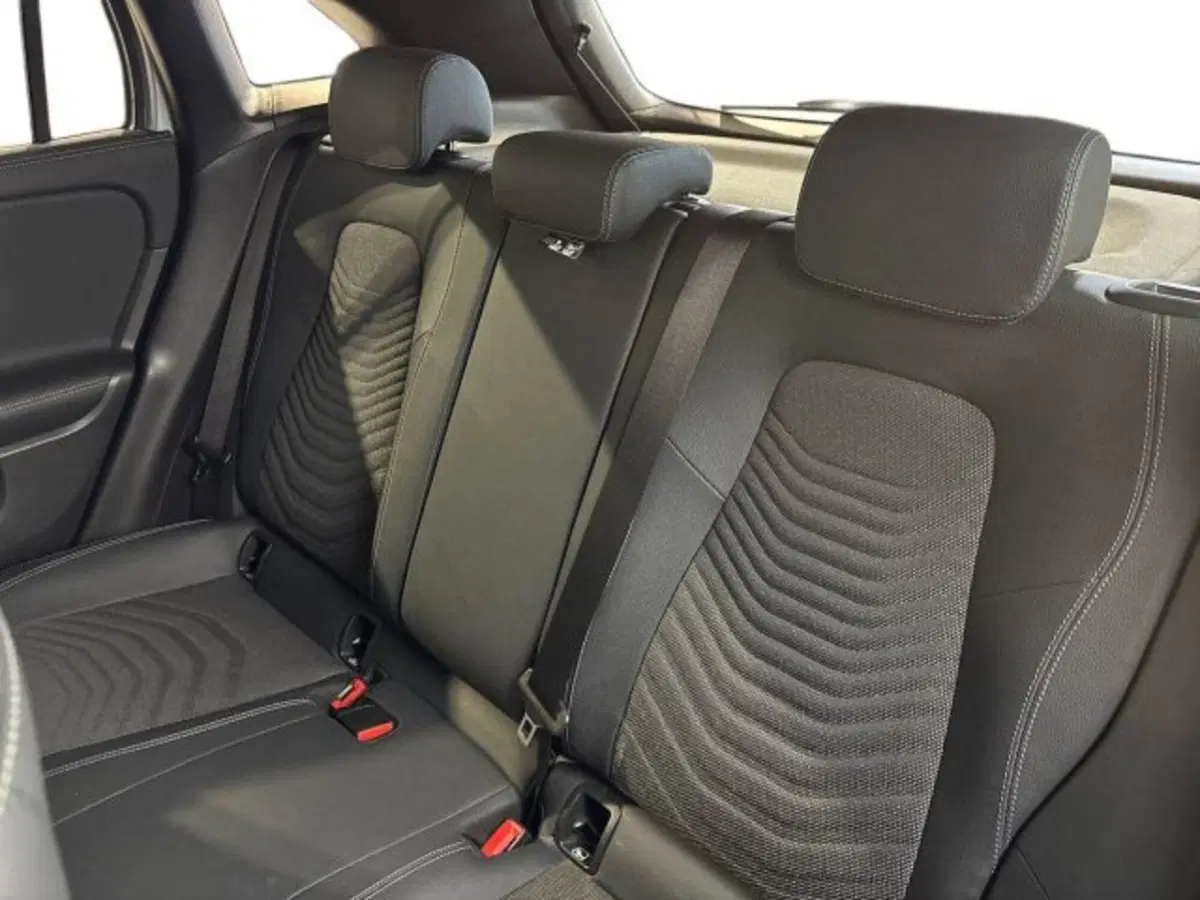 Mercedes-Benz GLA SUV usata a Bologna (16)
