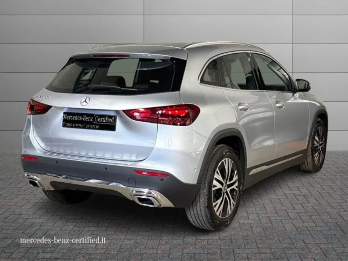 Mercedes-Benz GLA SUV usata a Bologna (2)