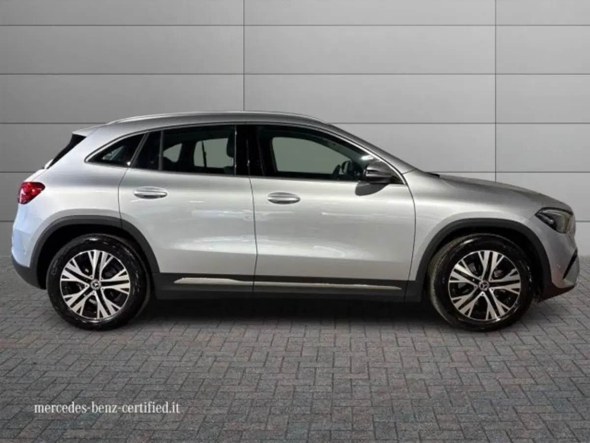 Mercedes-Benz GLA SUV usata a Bologna (5)