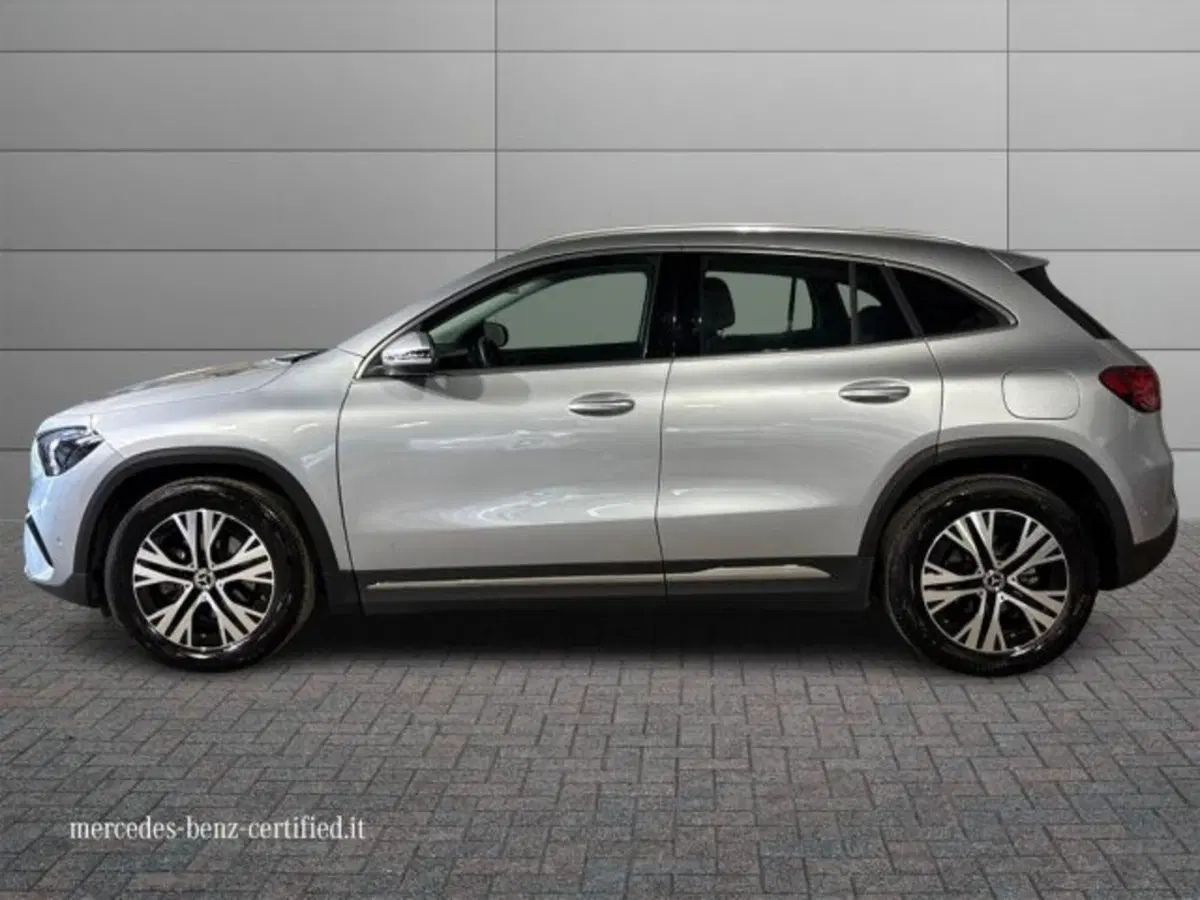 Mercedes-Benz GLA SUV usata a Bologna (6)