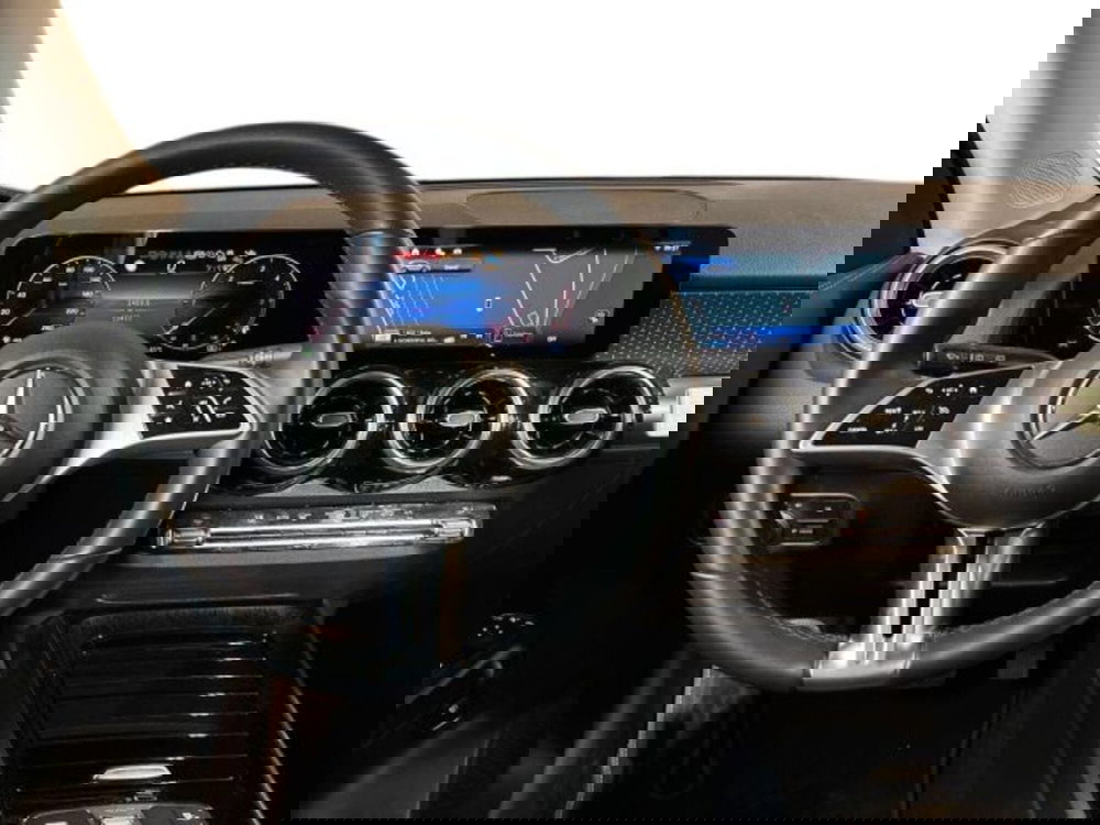 Mercedes-Benz GLB usata a Bologna (11)