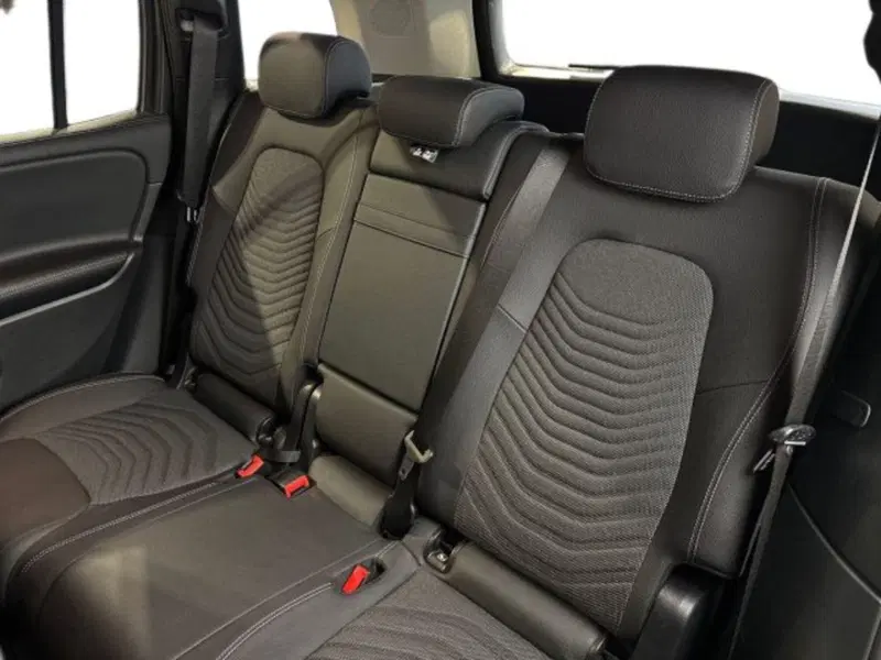 Mercedes-Benz GLB usata a Bologna (16)