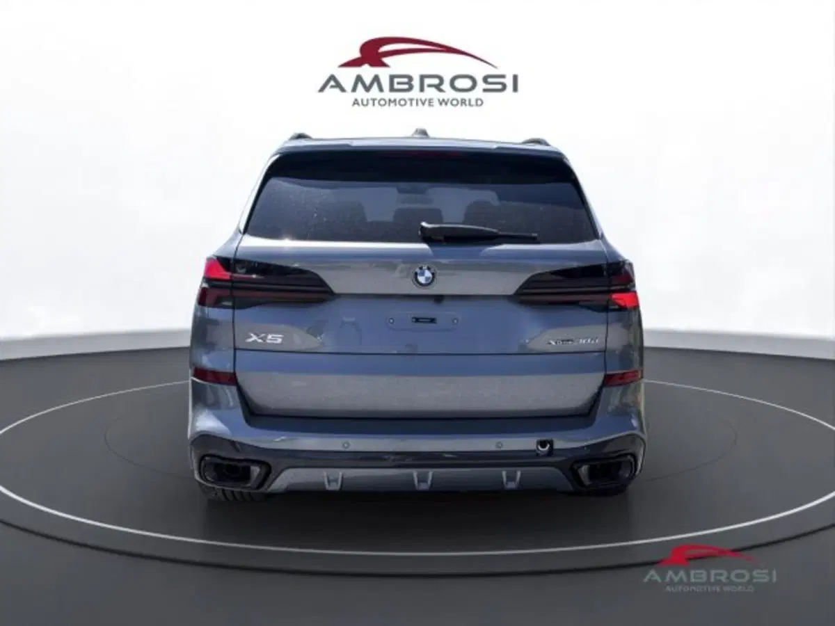 BMW X5 nuova a Perugia (8)