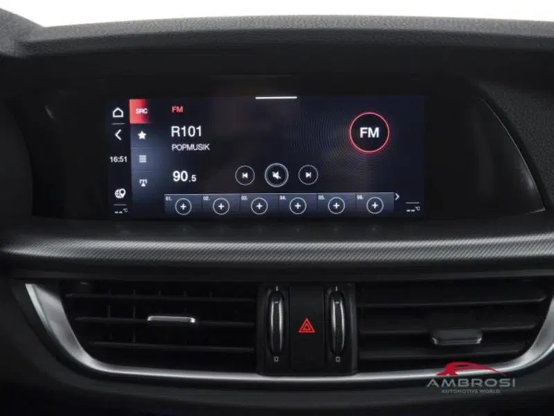 Alfa Romeo Stelvio usata a Perugia (14)