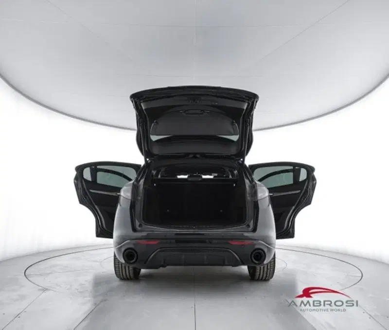 Alfa Romeo Stelvio usata a Perugia (7)