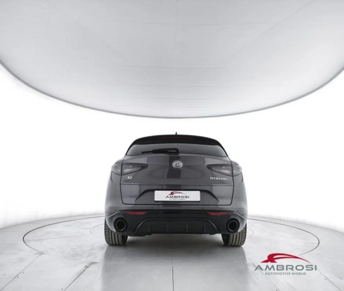 Alfa Romeo Stelvio usata a Perugia (6)