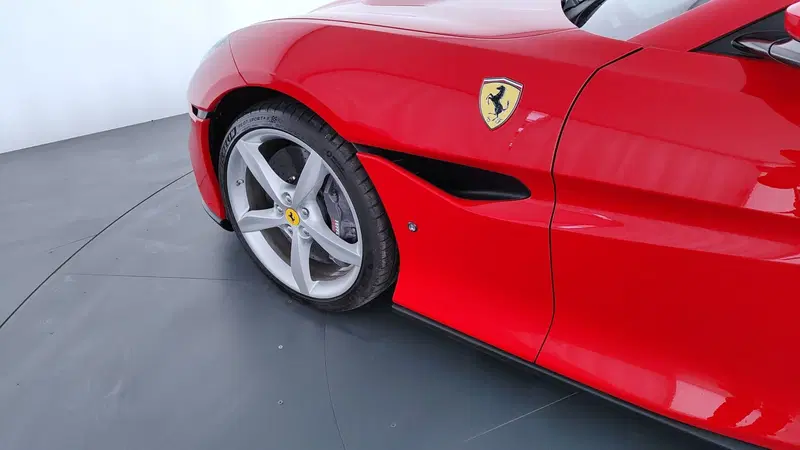 Ferrari Portofino Spider usata a Perugia (10)