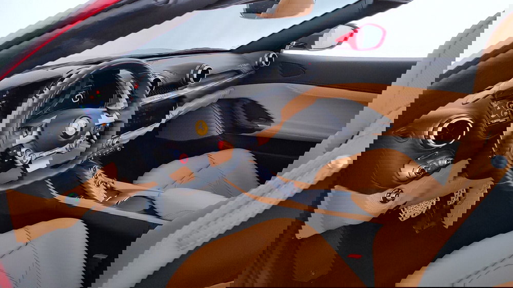 Ferrari Portofino Spider usata a Perugia (12)