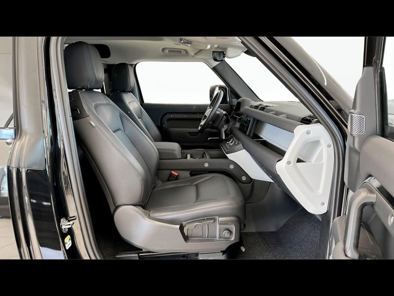 Land Rover Defender usata a Varese (3)