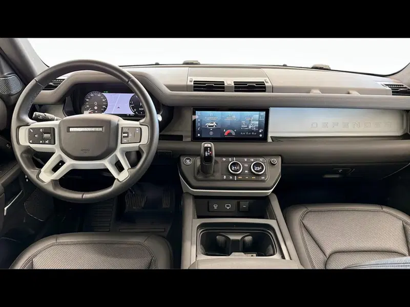 Land Rover Defender usata a Varese (4)