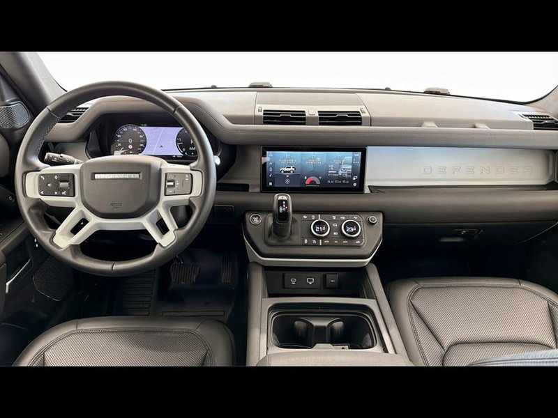 Land Rover Defender usata a Varese (4)