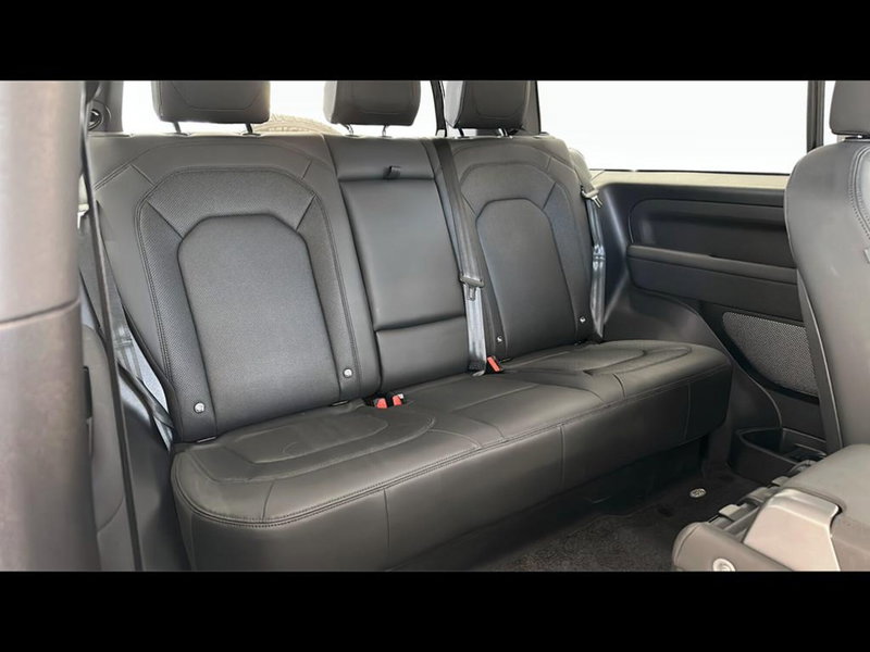 Land Rover Defender usata a Varese (5)