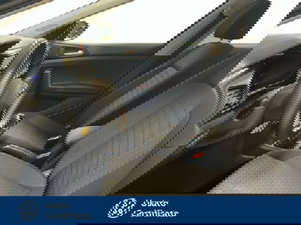 Volkswagen T-Cross usata a Vicenza (13)