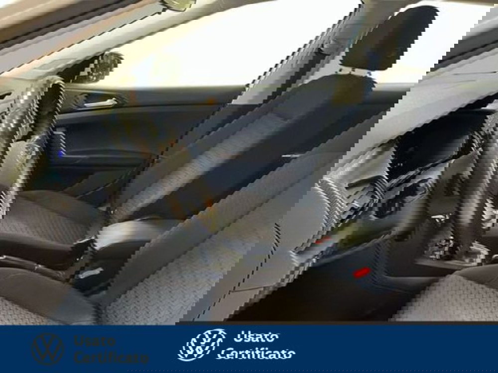 Volkswagen T-Cross usata a Vicenza (13)