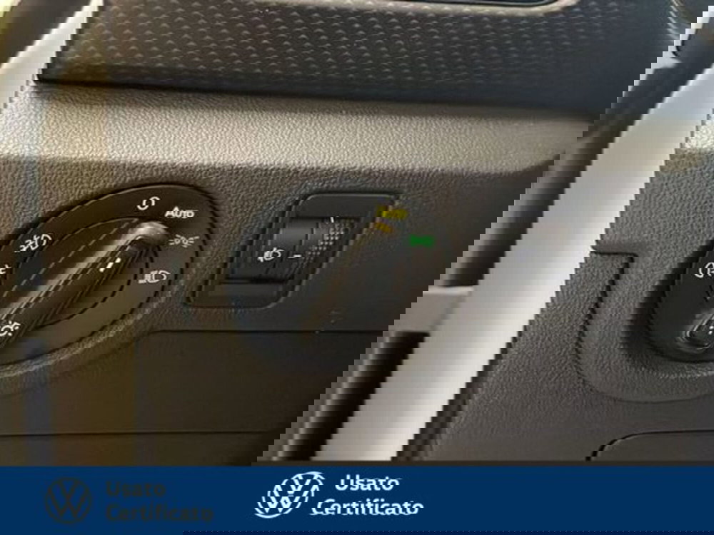 Volkswagen T-Cross usata a Vicenza (16)