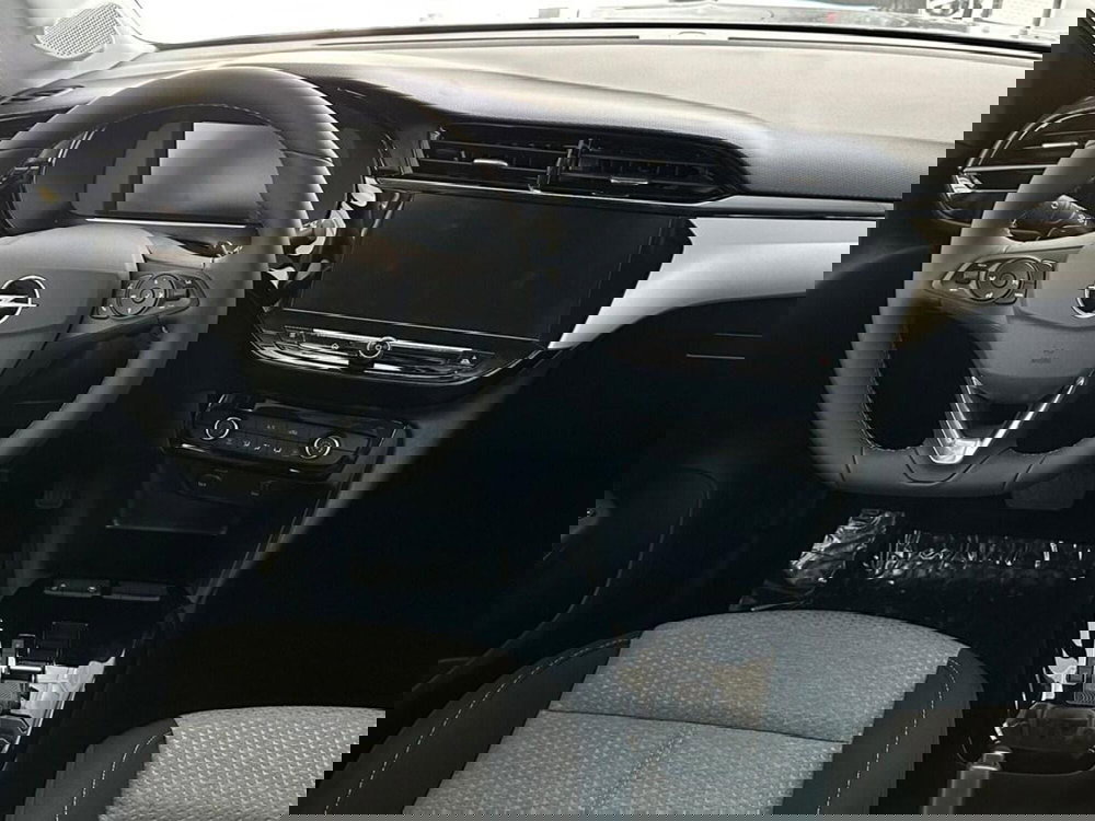 Opel Corsa nuova a Sondrio (13)