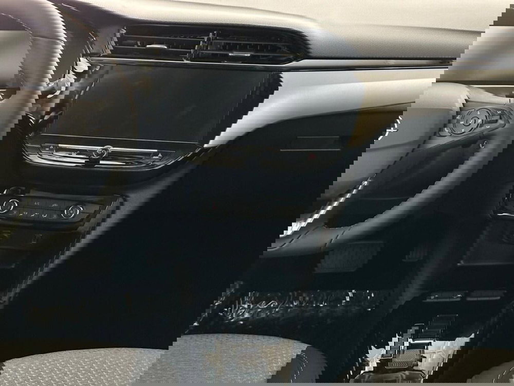 Opel Corsa nuova a Sondrio (14)