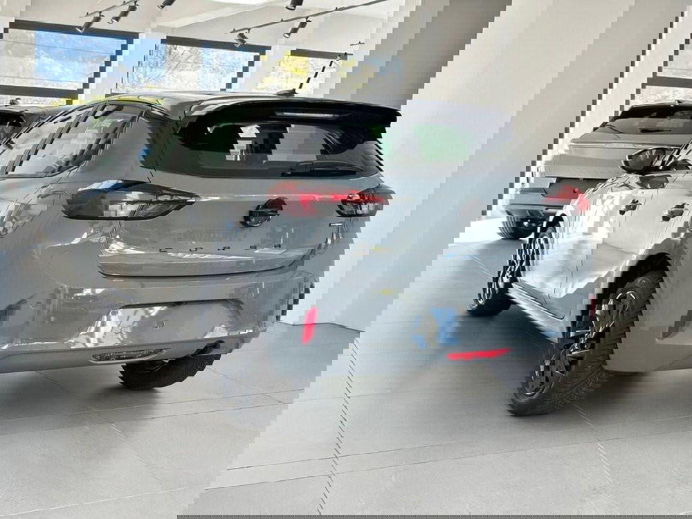 Opel Corsa nuova a Sondrio (3)