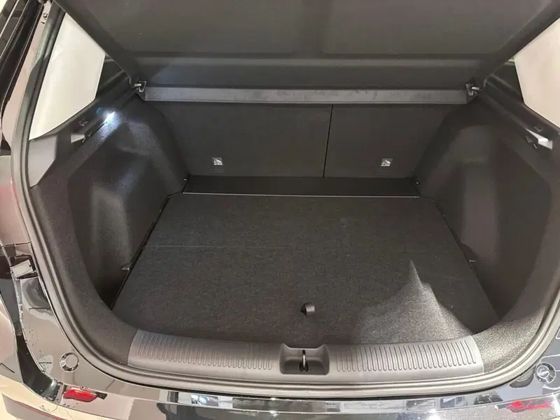 Mg ZS nuova a Varese (13)