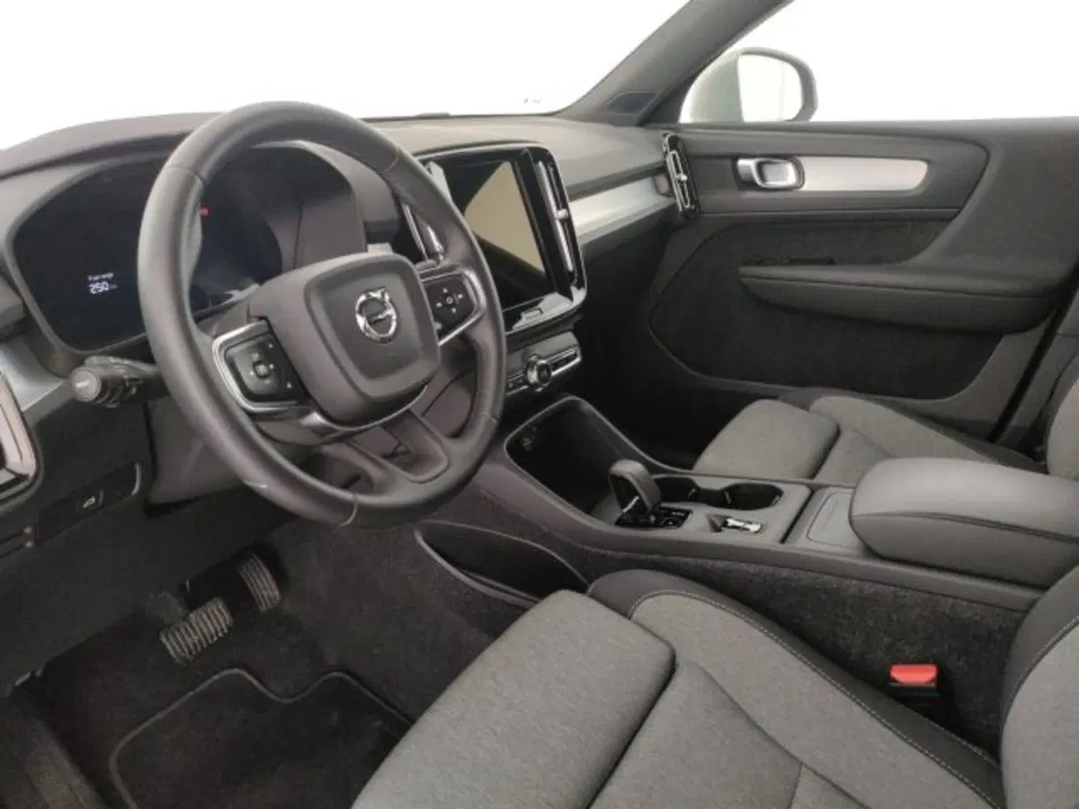 Volvo XC40 usata a Modena (9)