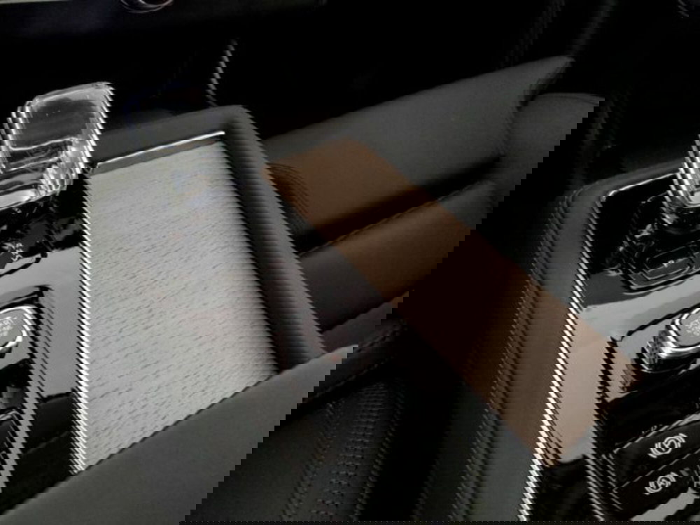 Volvo XC90 usata a Modena (15)