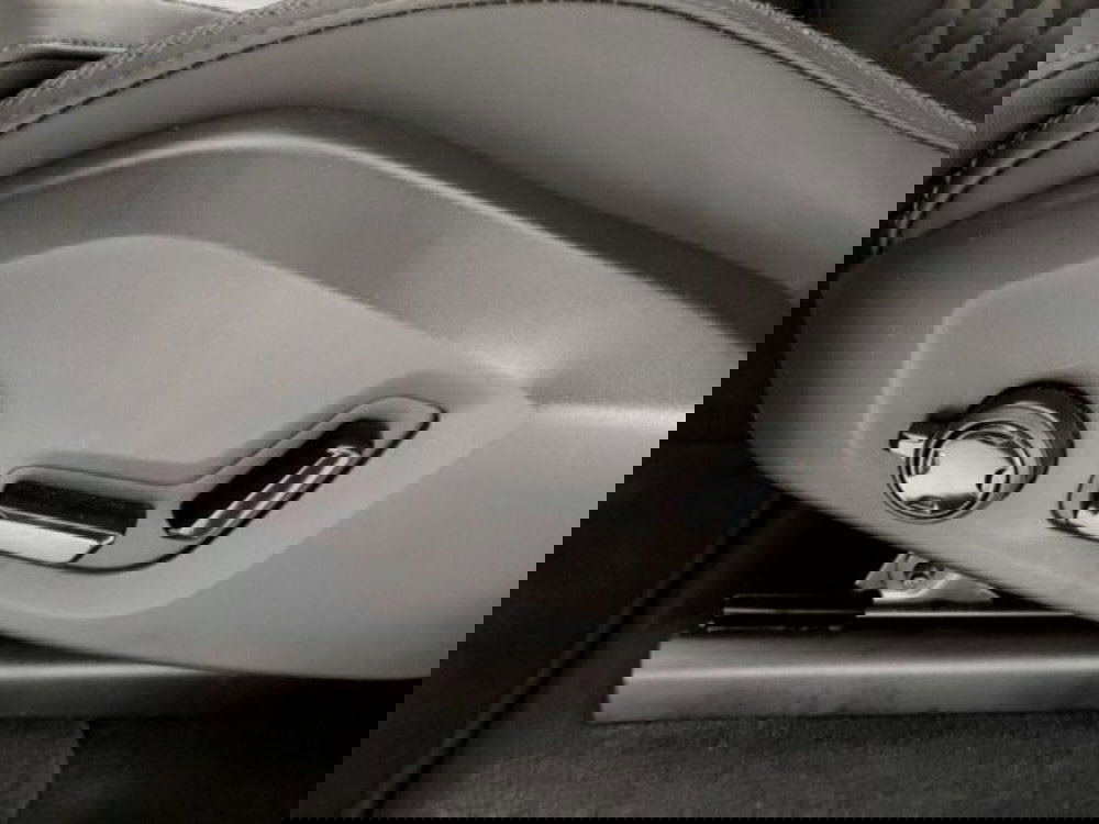 Volvo XC90 usata a Modena (17)