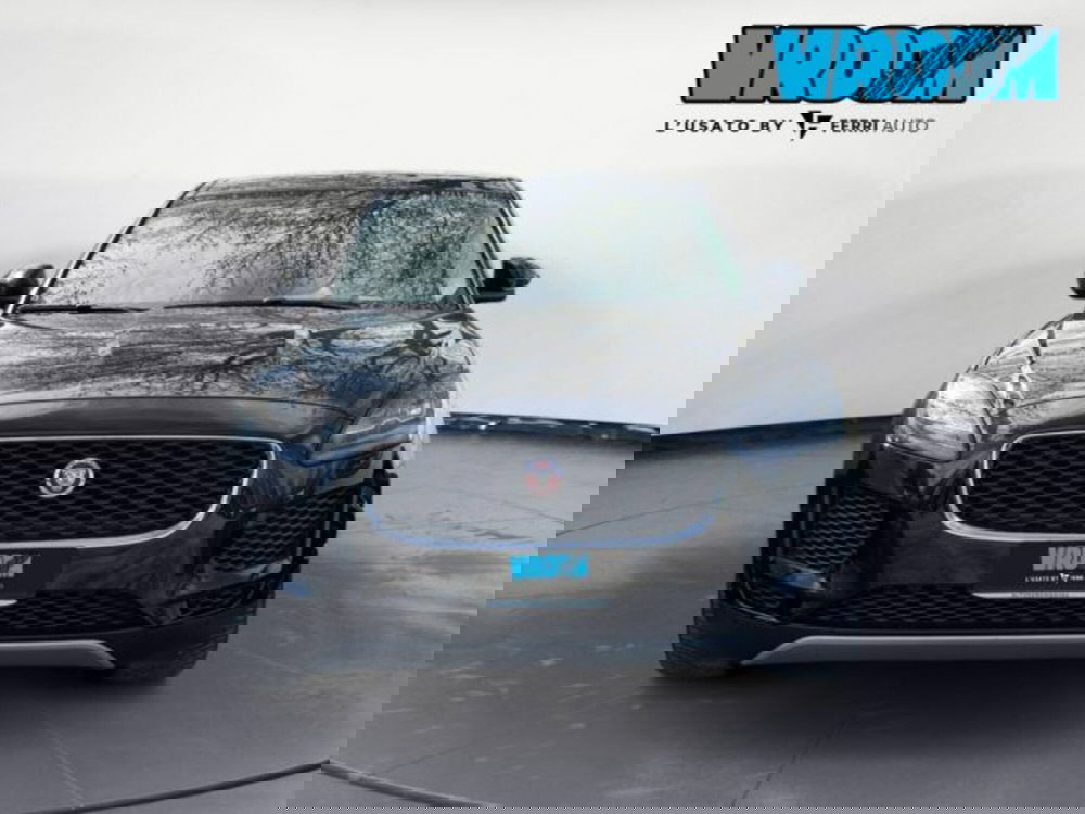 Jaguar E-Pace usata a Udine (2)