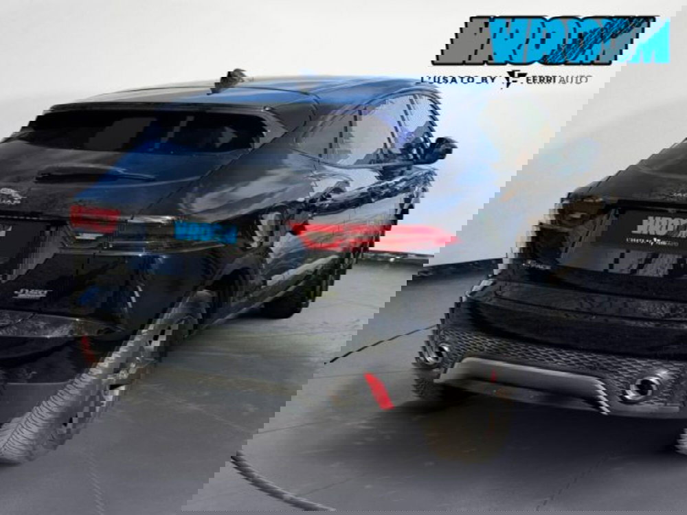 Jaguar E-Pace usata a Udine (4)