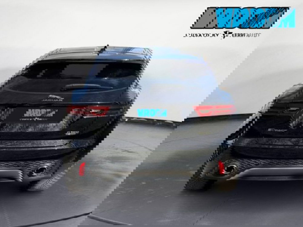 Jaguar E-Pace usata a Udine (5)