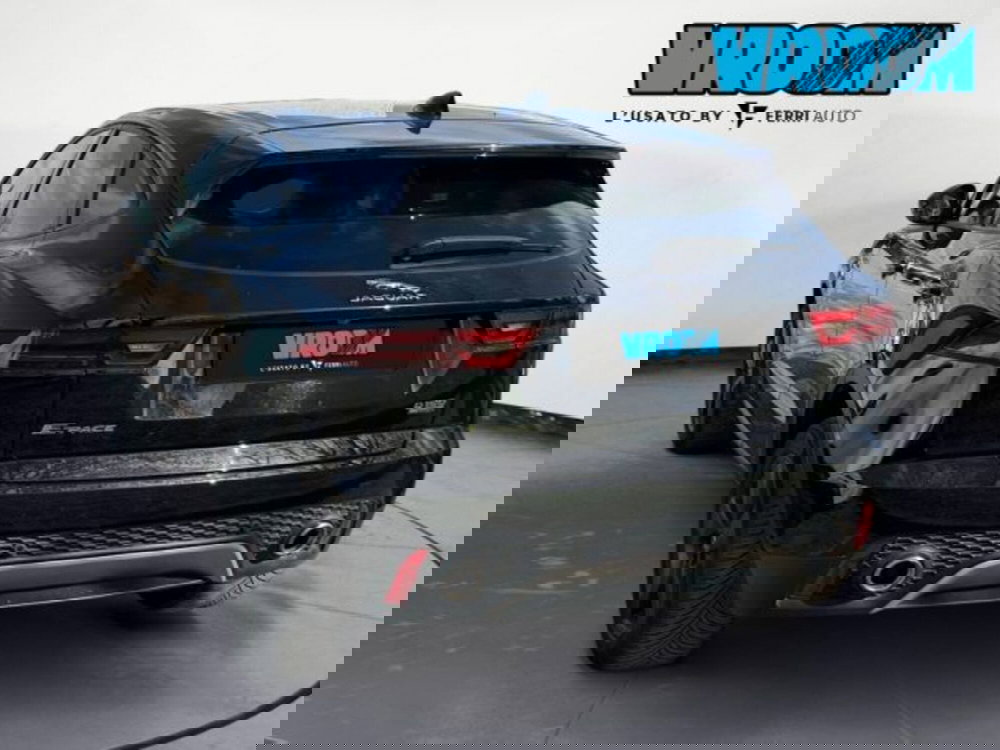 Jaguar E-Pace usata a Udine (6)