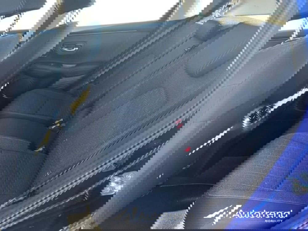 Honda ZR-V usata a Lecce (15)