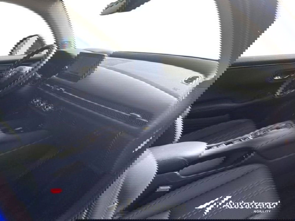 Honda ZR-V usata a Lecce (9)