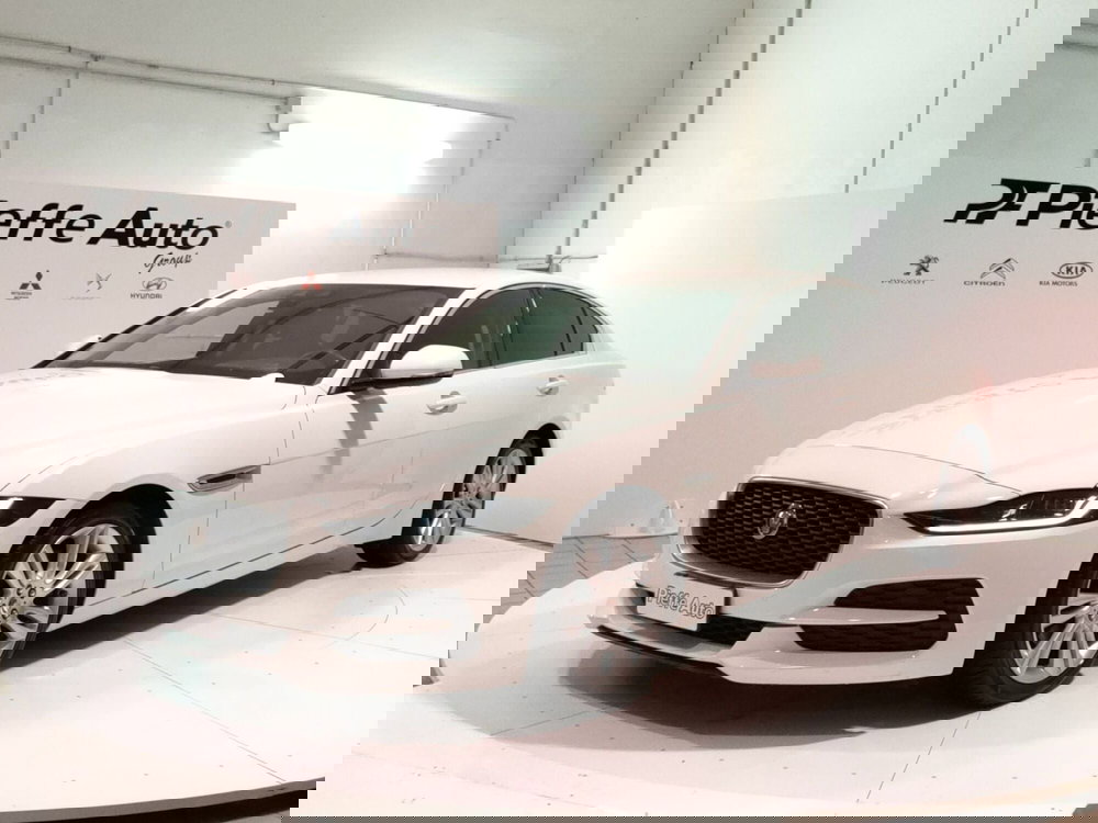 Jaguar XE usata a Teramo