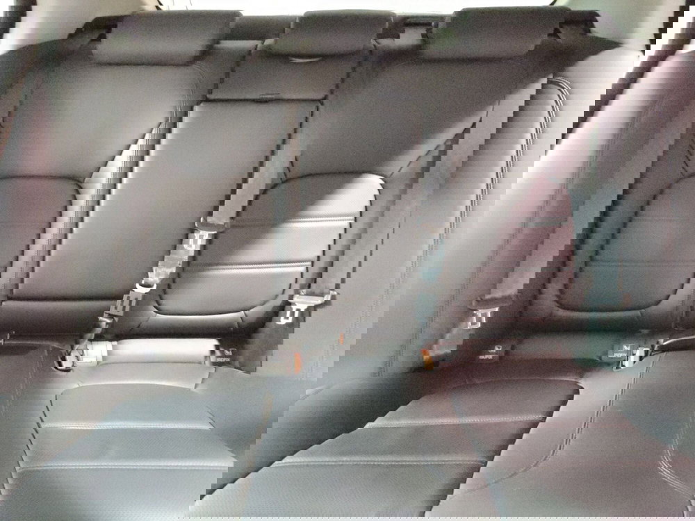 Jaguar XE usata a Teramo (13)