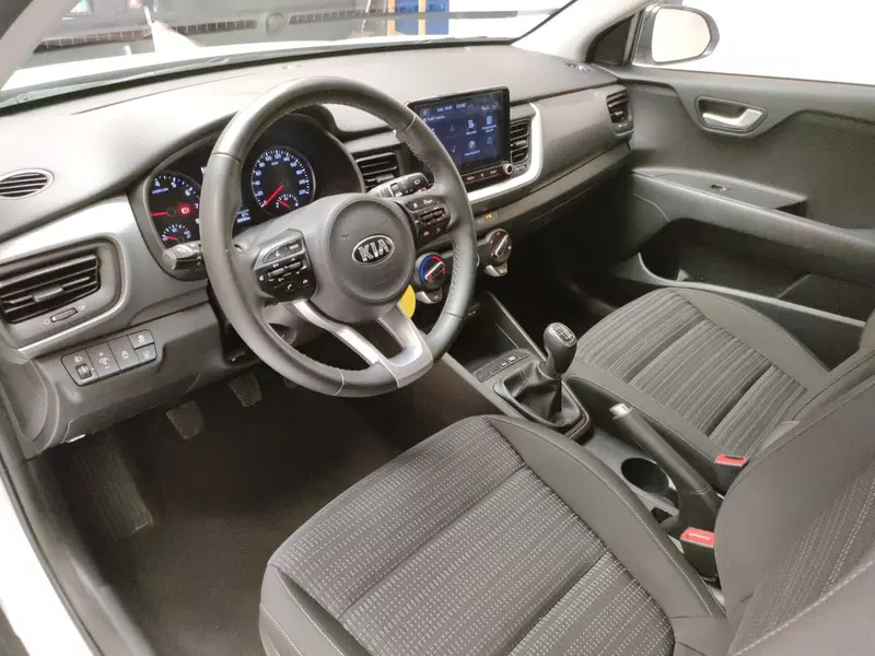 Kia Stonic usata a L'Aquila (11)