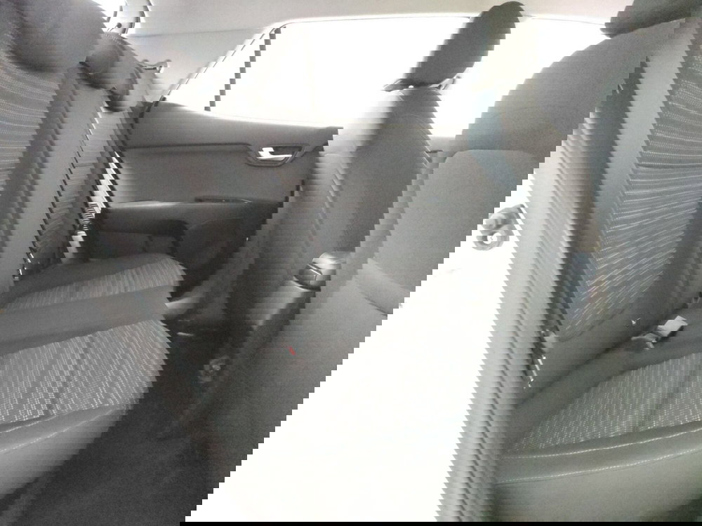 Kia Stonic usata a L'Aquila (14)