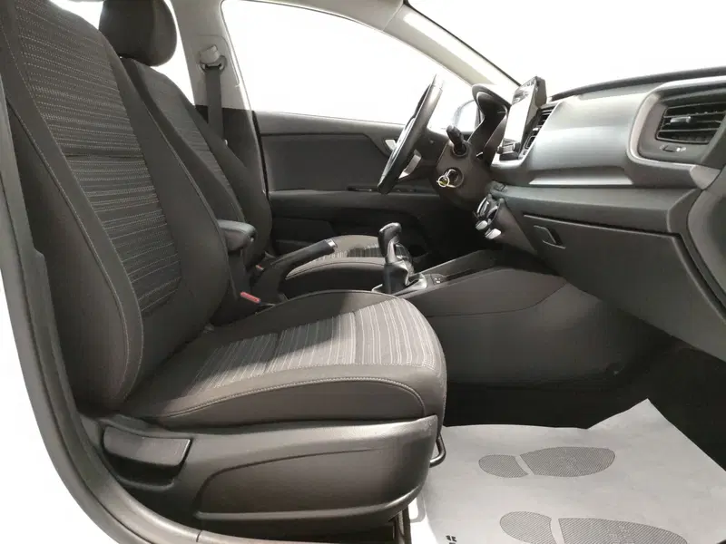 Kia Stonic usata a L'Aquila (15)