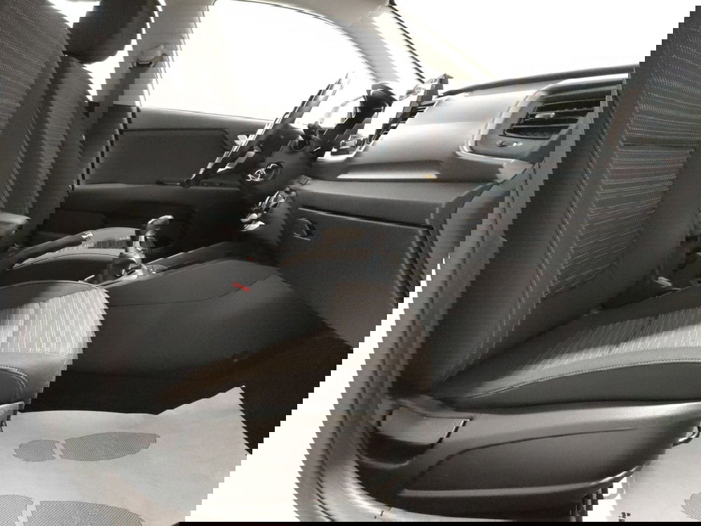 Kia Stonic usata a L'Aquila (15)