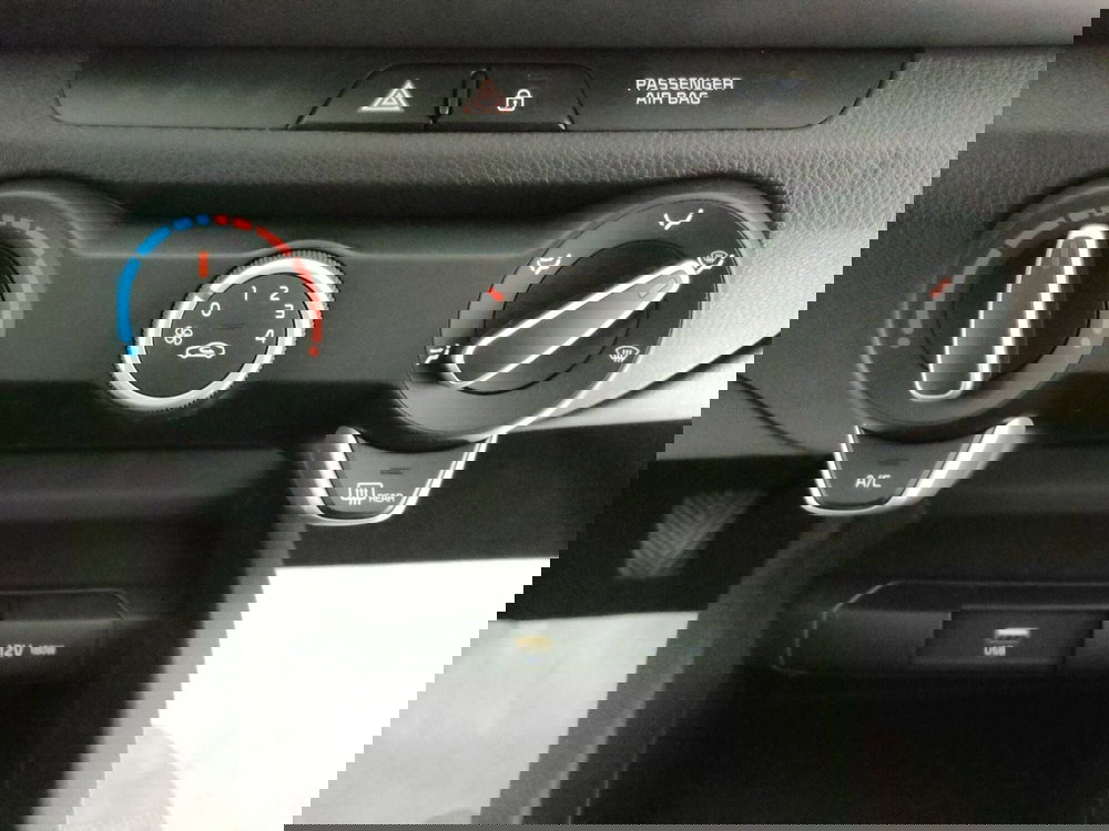 Kia Stonic usata a L'Aquila (20)