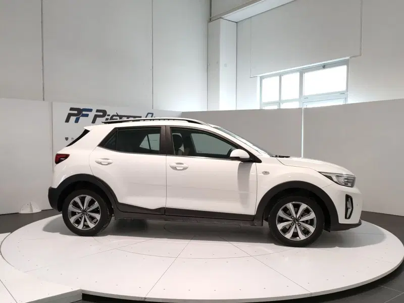 Kia Stonic usata a L'Aquila (5)
