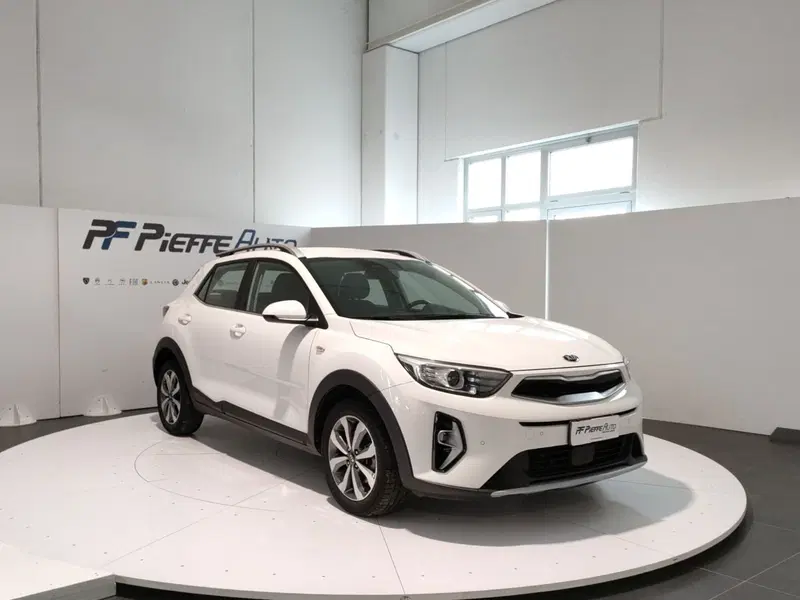 Kia Stonic usata a L'Aquila (6)