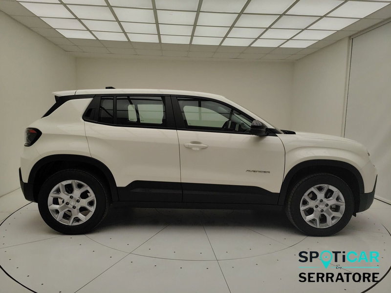 Jeep Avenger nuova a Como (19)