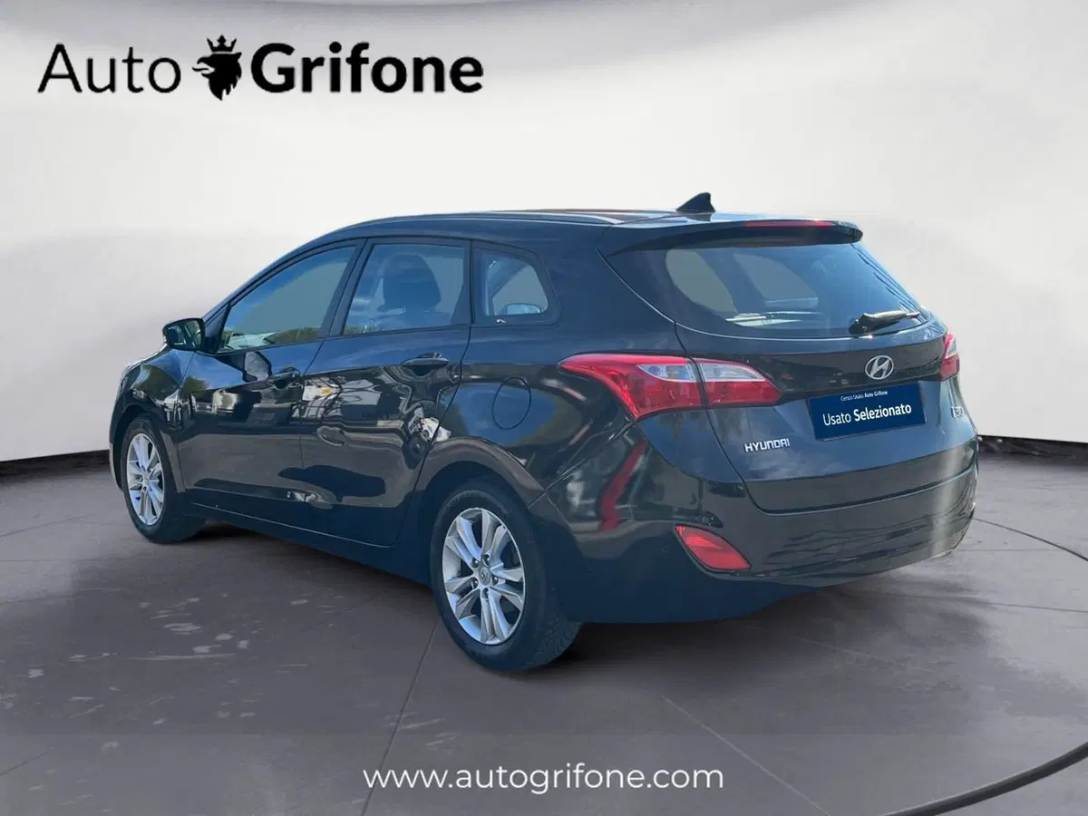 Hyundai i30 Station Wagon usata a Modena (3)