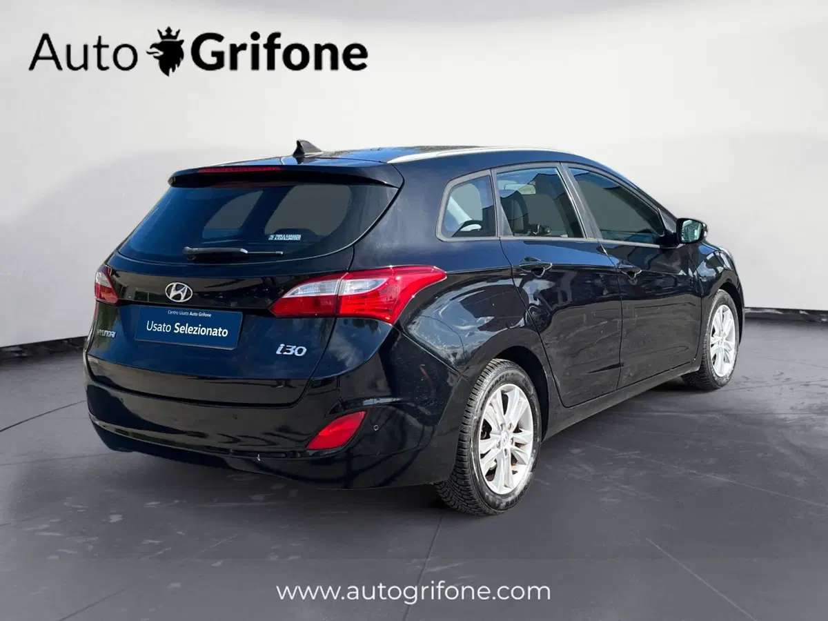 Hyundai i30 Station Wagon usata a Modena (5)