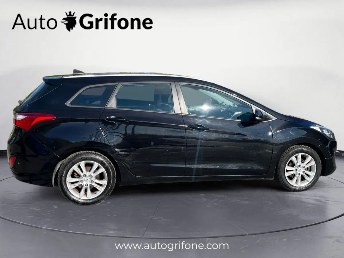 Hyundai i30 Station Wagon usata a Modena (6)