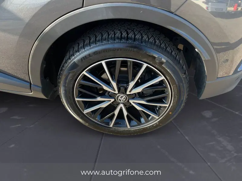 Toyota Toyota C-HR usata a Modena (14)