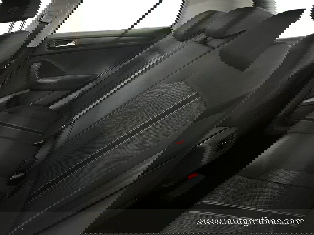 Volkswagen T-Roc usata a Modena (13)