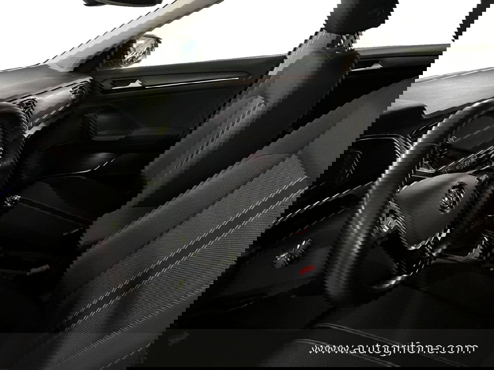 Volkswagen T-Roc usata a Modena (9)