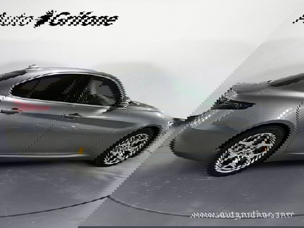 Alfa Romeo Giulia usata a Modena (6)