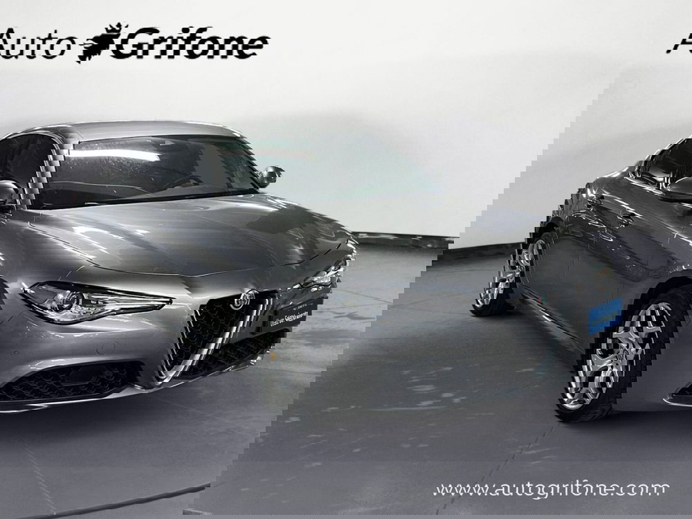 Alfa Romeo Giulia usata a Modena (7)